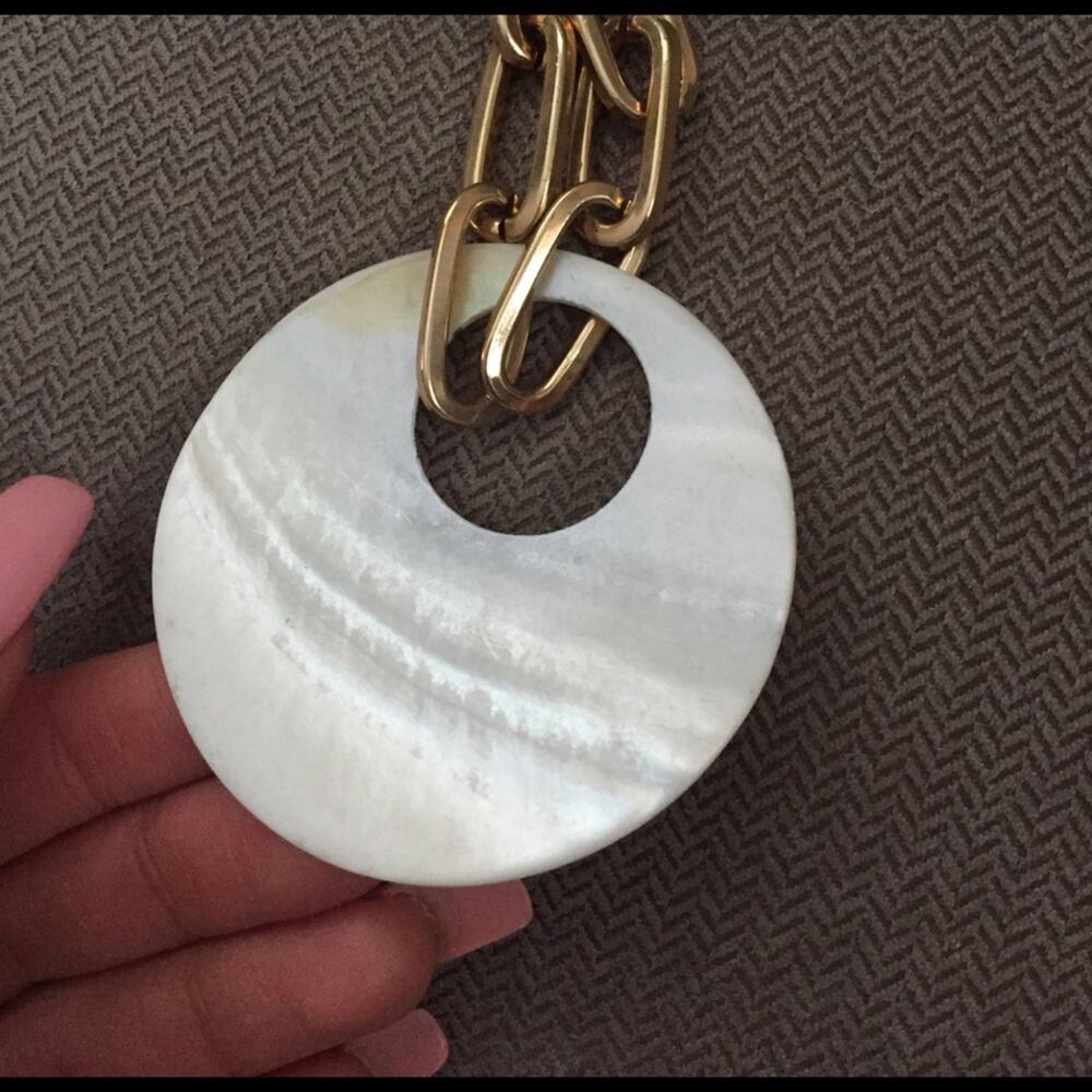 Gold Shell Necklace - Picture 5 of 5